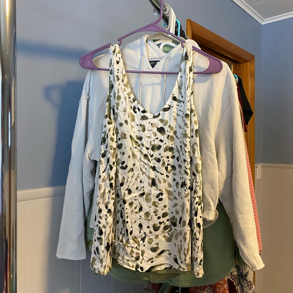 Reversible business tank